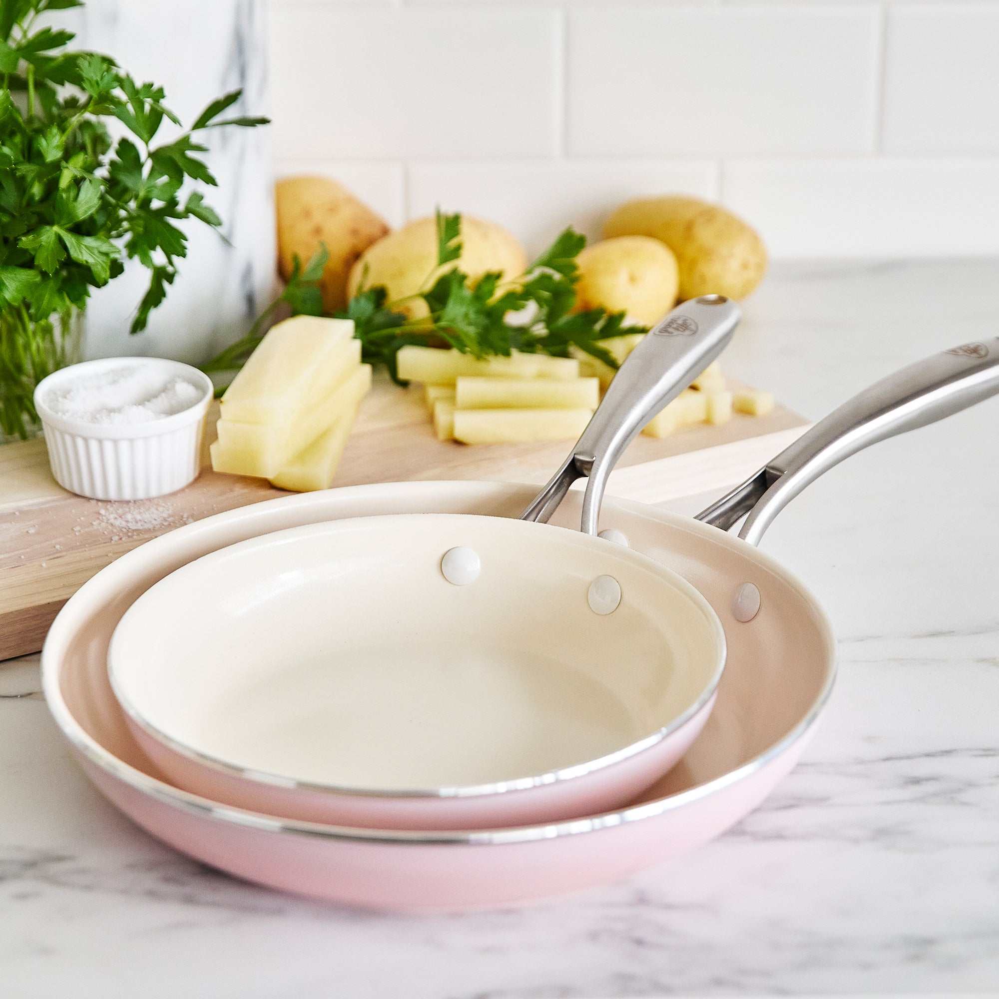 GreenLife Soft Grip Healthy Ceramic Nonstick 12 Frying Pan Skillet,  PFAS-Free, Dishwasher Safe, Turquoise