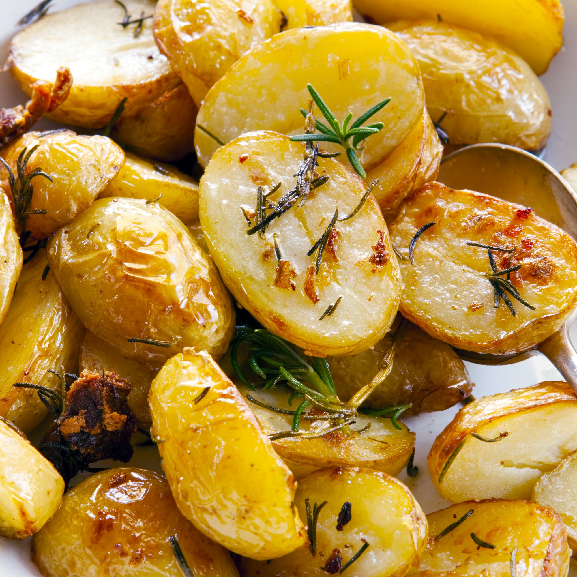 The Cookware Company USA LLC Roasted Rosemary Potatoes   Roasted Rosemary Potatoes 