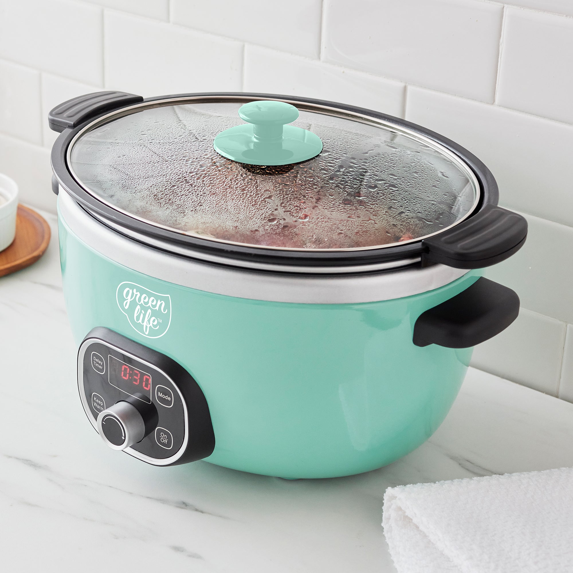 This 'Friends' Slow Cooker Trio Is The Only Appliance You Need