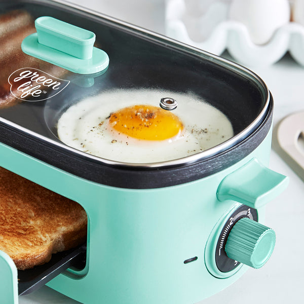 This 3-in-1 breakfast maker is perfect for small kitchens and people who  just want to make their mornings easier
